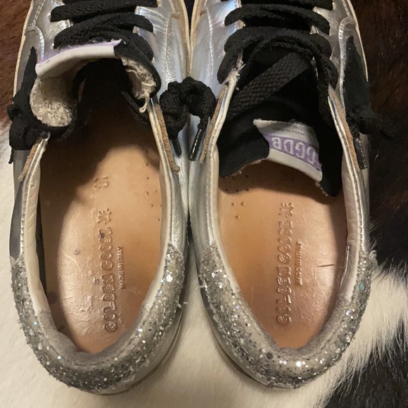 Authentic Golden Goose ⭐️Superstars⭐️ - Picture 3 of 4